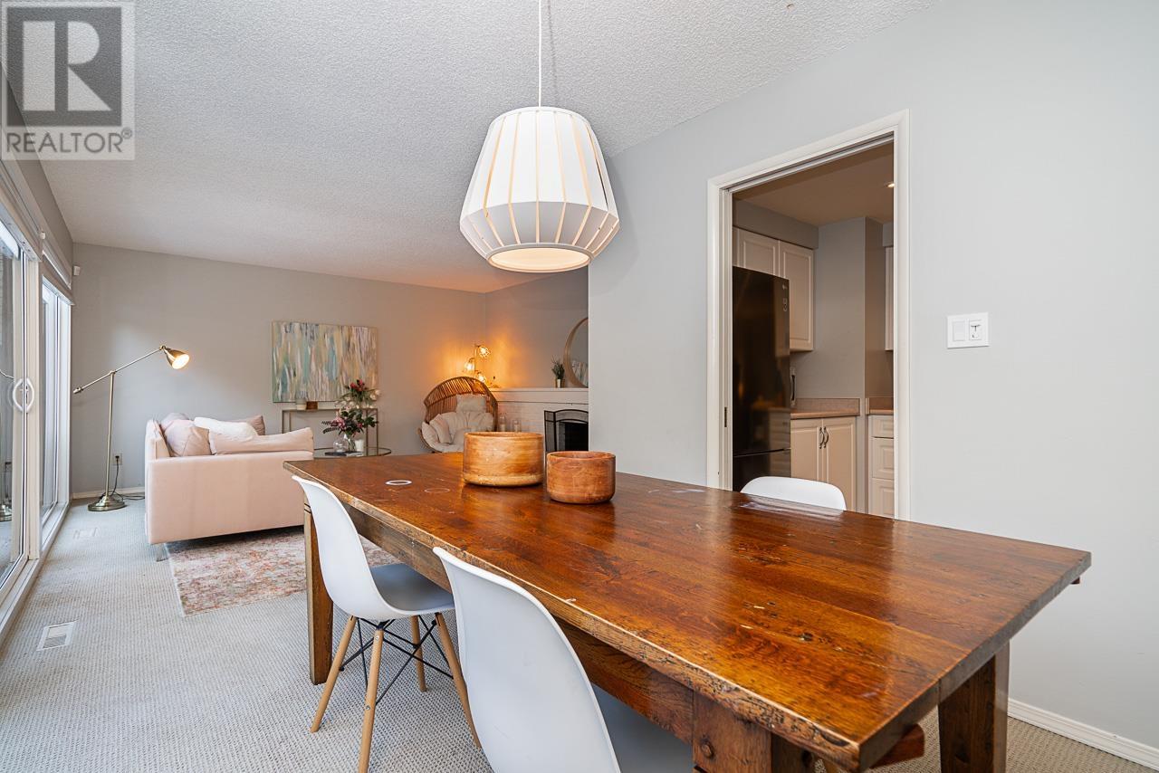 1041 Heritage Boulevard, North Vancouver, British Columbia  V7J 3G7 - Photo 7 - R2984304