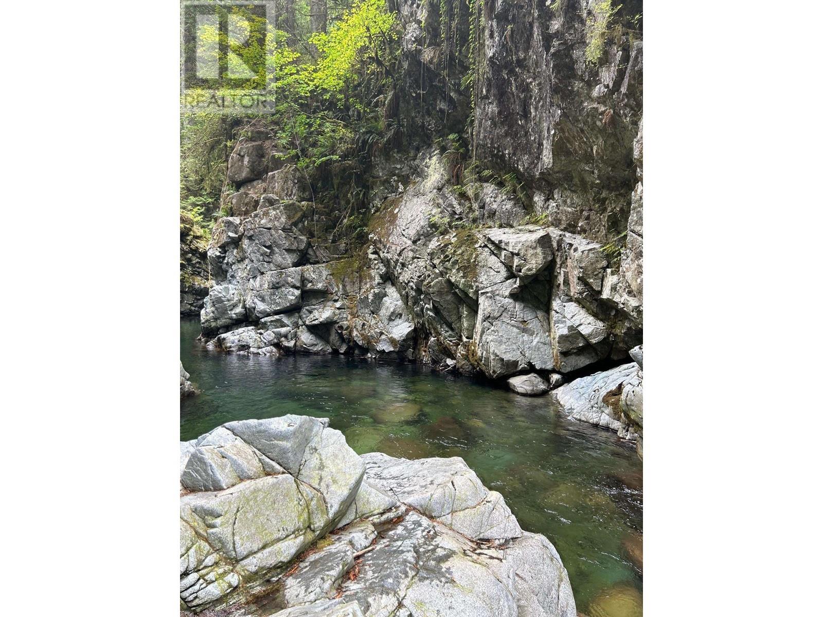 1041 Heritage Boulevard, North Vancouver, British Columbia  V7J 3G7 - Photo 40 - R2984304