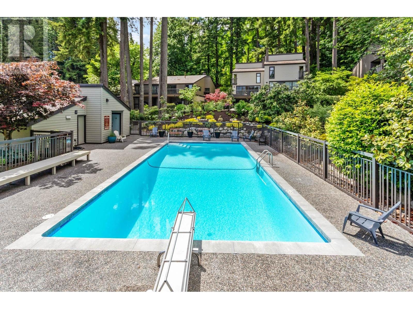 1041 Heritage Boulevard, North Vancouver, British Columbia  V7J 3G7 - Photo 37 - R2984304