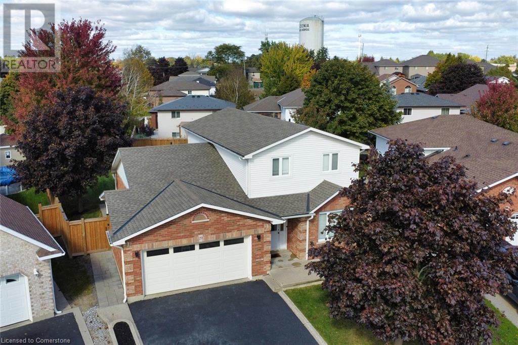 Property at 29 HYSLOP Drive image 5