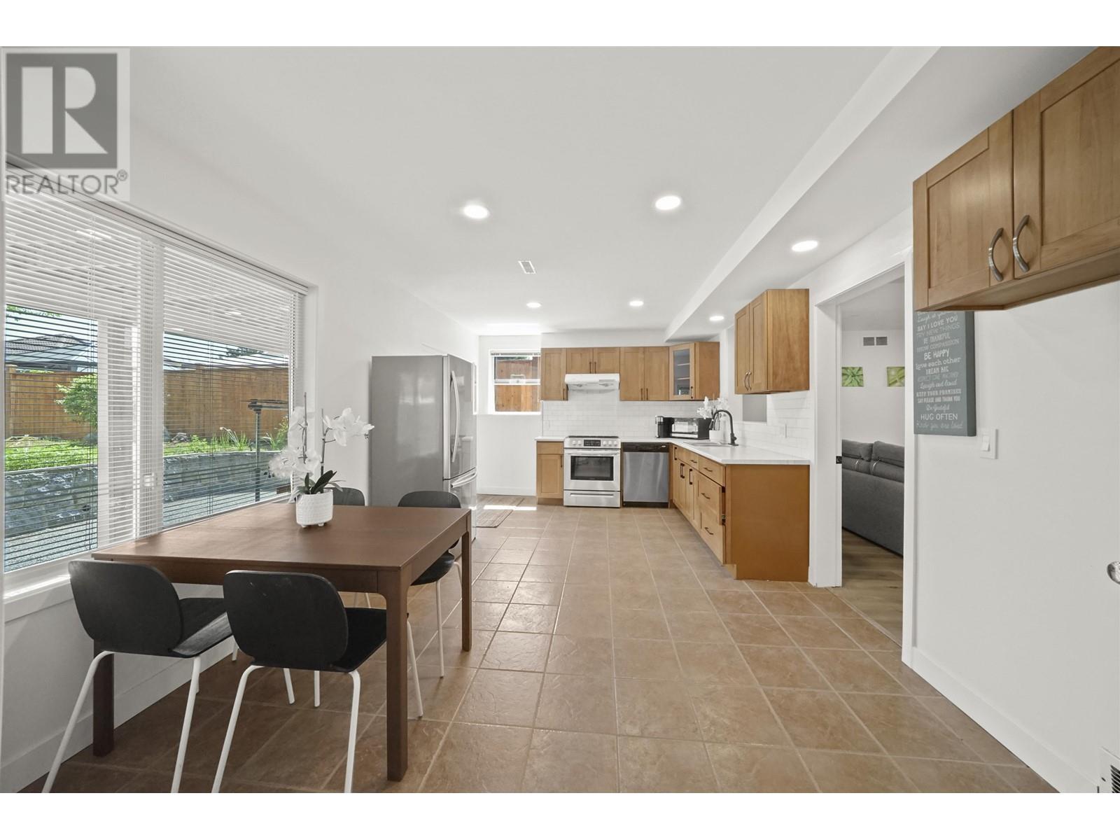 1551 Alpine Lane, Coquitlam, British Columbia  V3E 3A5 - Photo 30 - R2970085