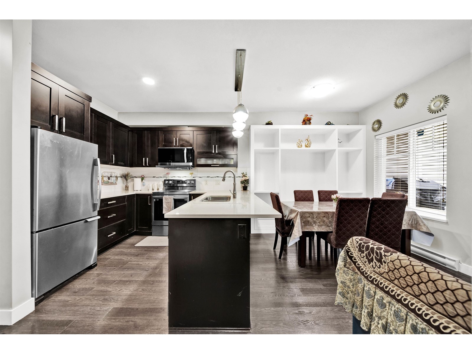 Property at 15 13864 HYLAND STREET image 4
