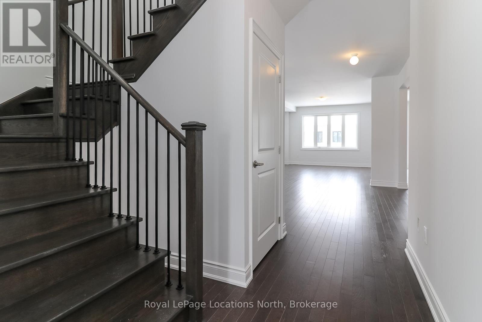 63 Amber Drive, Wasaga Beach, Ontario  L9Z 0R8 - Photo 4 - S11986546