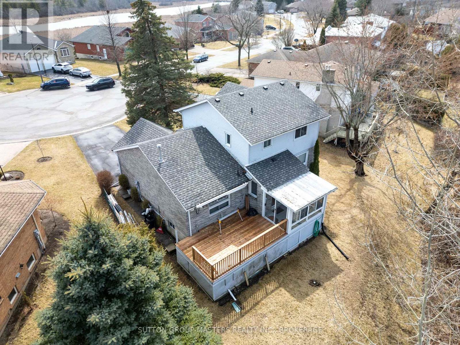 Property at 681 RIVERMEADE AVENUE image 3