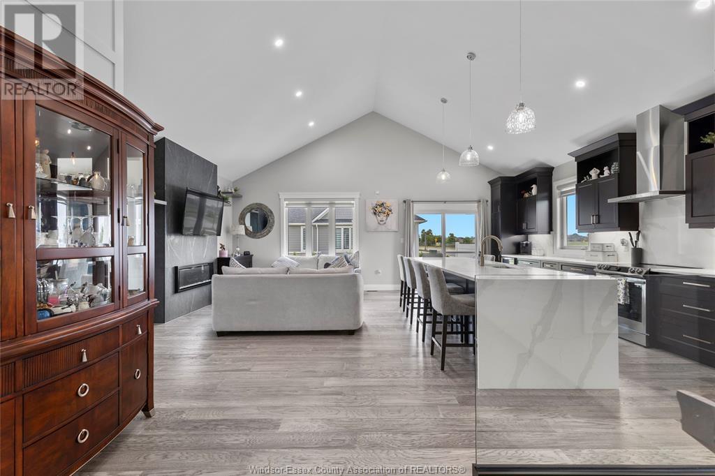 Property at 382 MATESE ROAD image 4