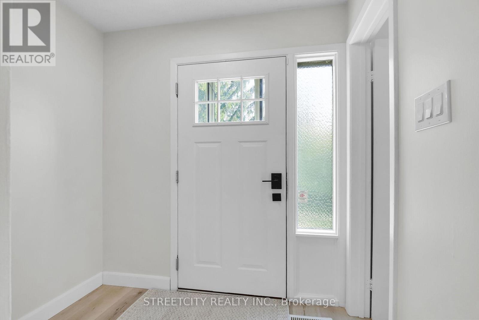 Property at 402 HOMESTEAD COURT image 3