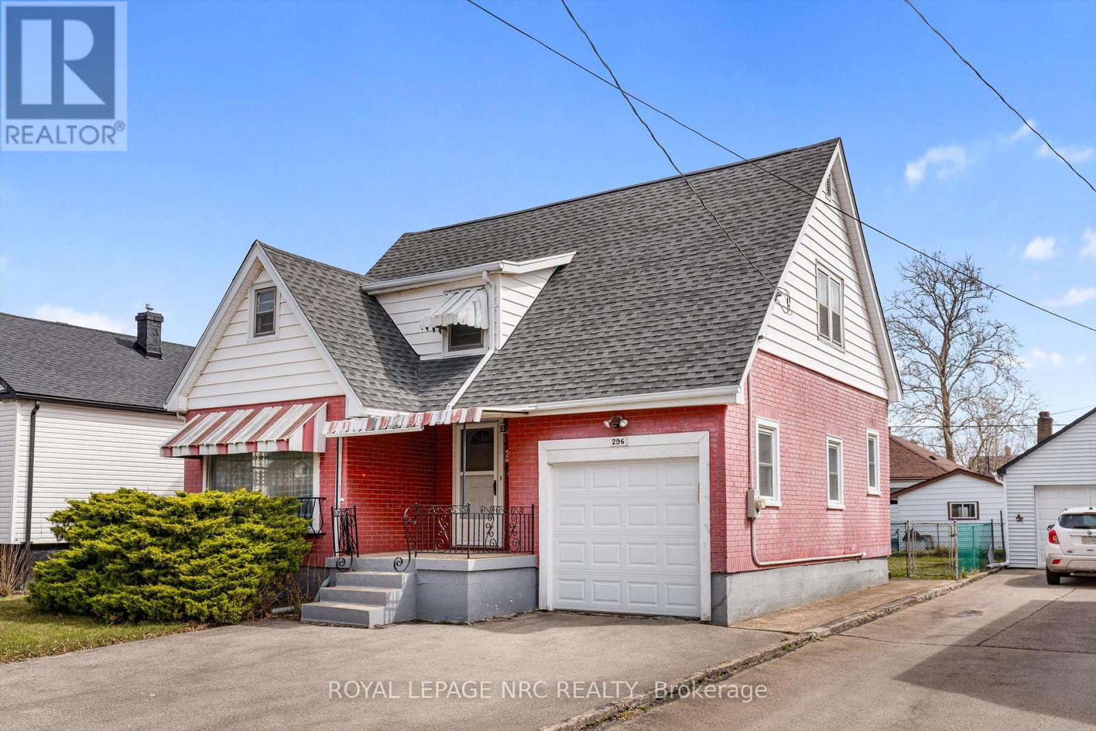 Property at 296 MCALPINE AVENUE S image 2