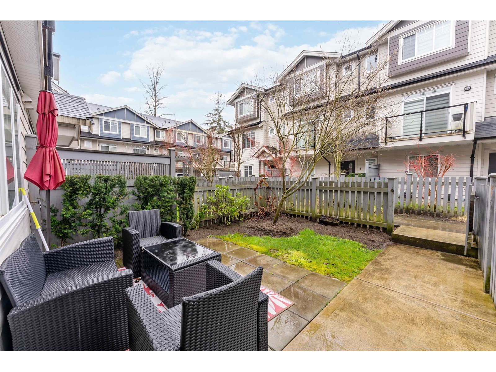 121 13898 64 Avenue, Surrey, British Columbia  V3W 1L6 - Photo 2 - R2986560