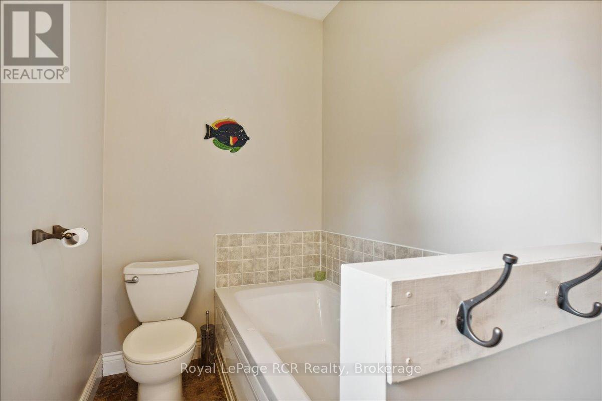 171 Pleasantview Road, South Bruce Peninsula, Ontario  N0H 1A0 - Photo 18 - X12066601