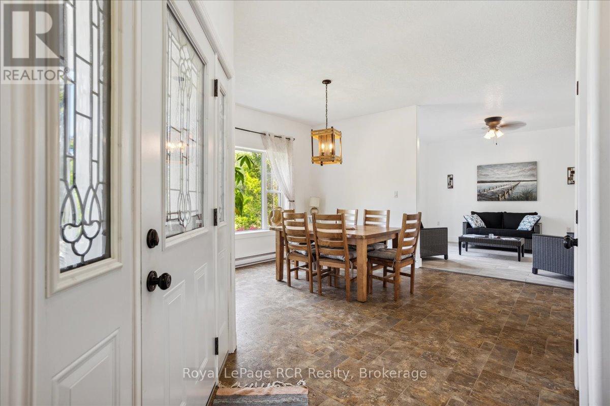 171 Pleasantview Road, South Bruce Peninsula, Ontario  N0H 1A0 - Photo 6 - X12066601