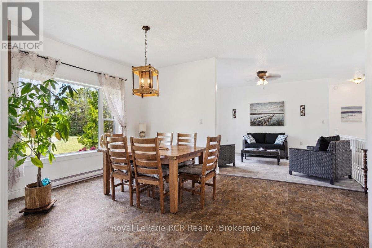 171 Pleasantview Road, South Bruce Peninsula, Ontario  N0H 1A0 - Photo 8 - X12066601