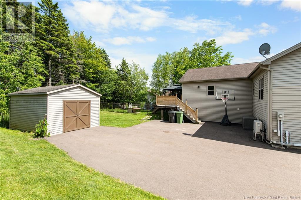 Property at 17 Rene image 4