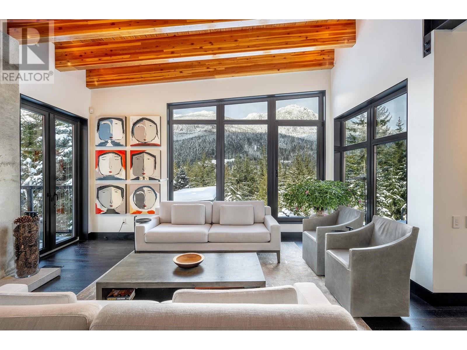 1563 Spring Creek Drive, Whistler, British Columbia  V8E 0A2 - Photo 6 - R2965654