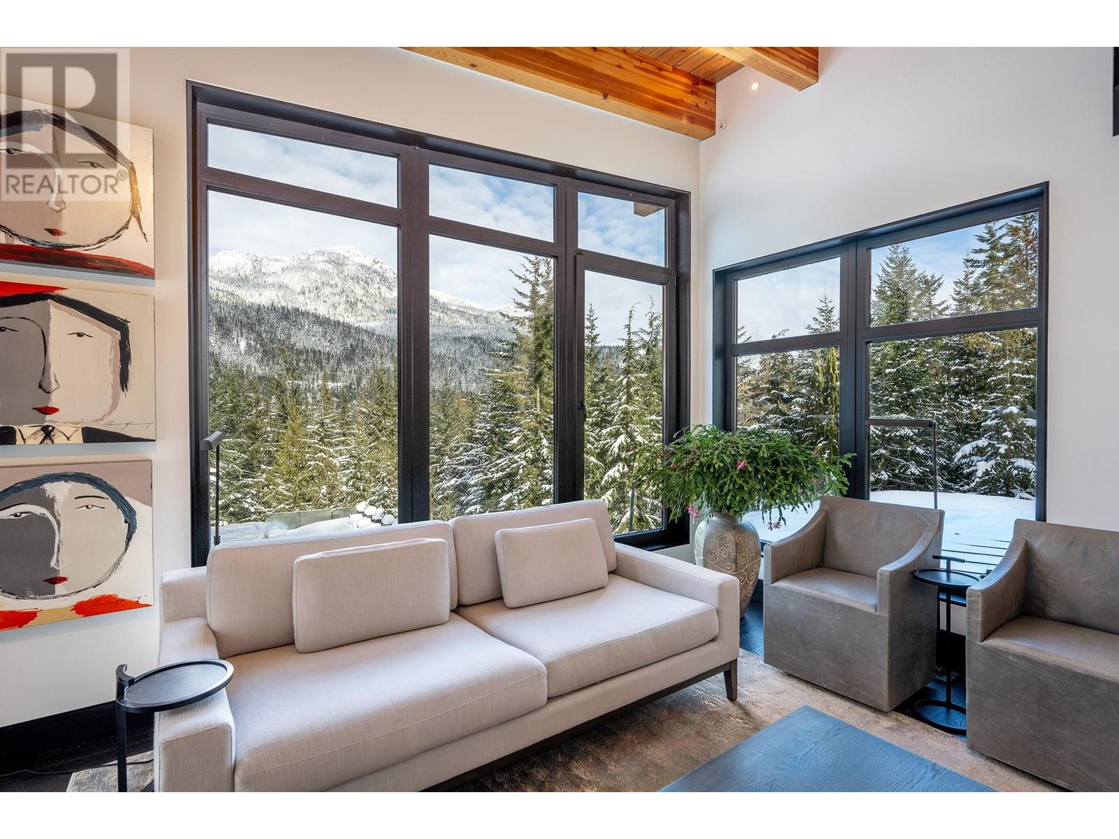 1563 Spring Creek Drive, Whistler, British Columbia  V8E 0A2 - Photo 7 - R2965654