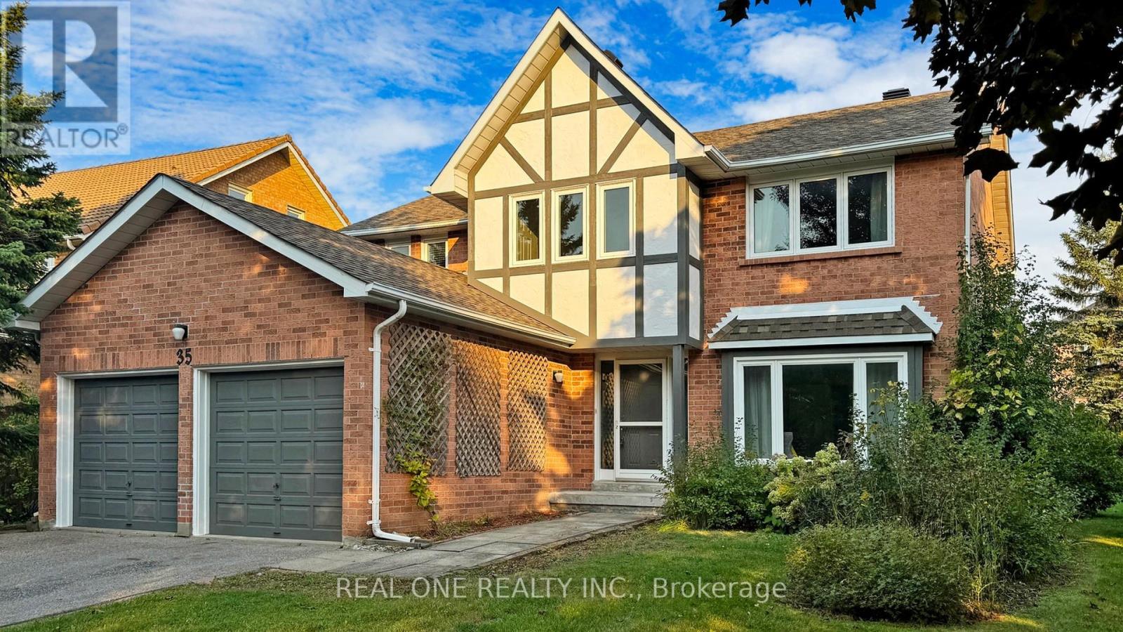Property at 35 AITKEN CIRCLE image 2