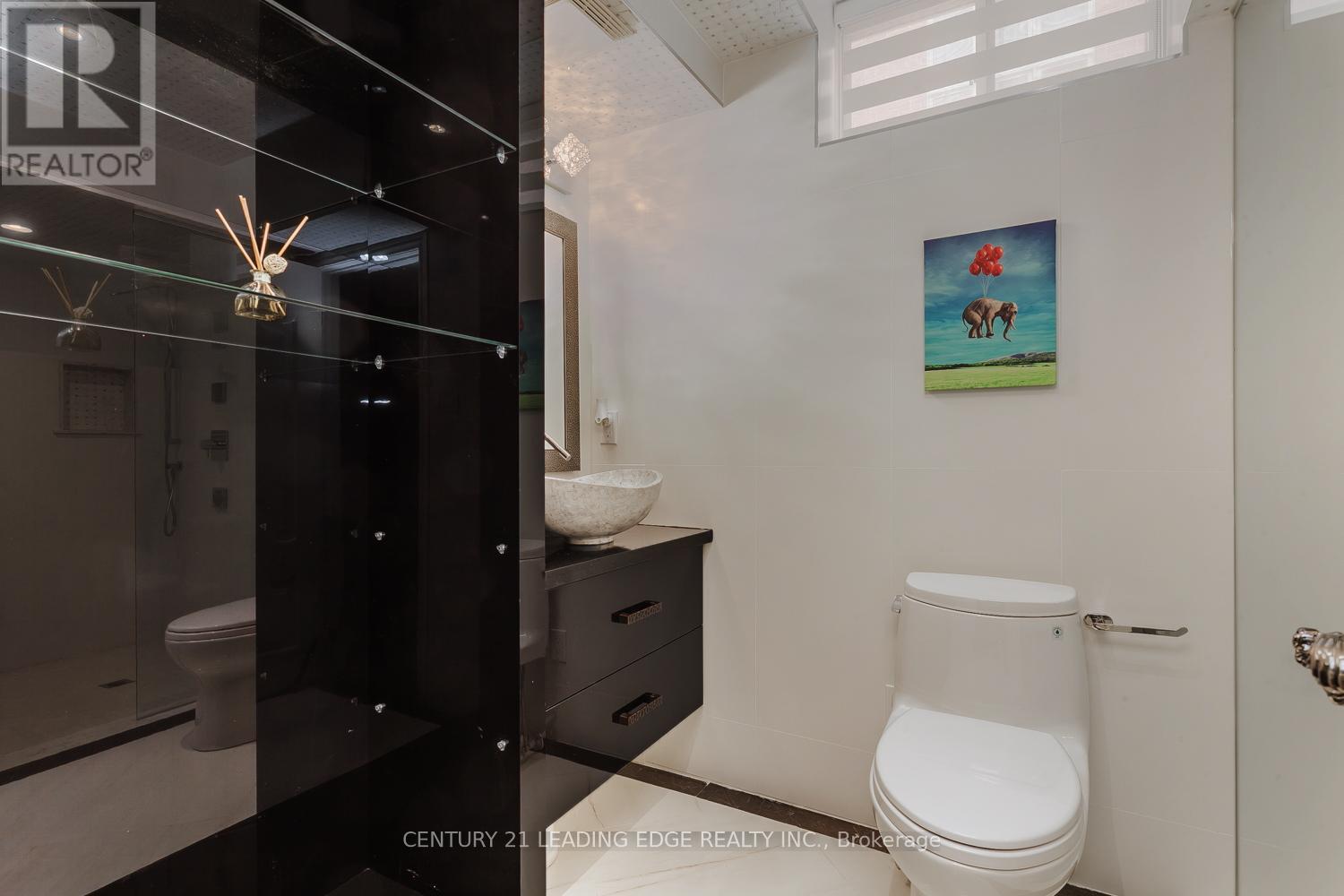 12 Anglin Drive, Richmond Hill, Ontario  L4E 3M5 - Photo 35 - N12066538