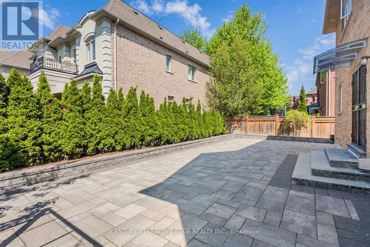 12 Anglin Drive, Richmond Hill, Ontario  L4E 3M5 - Photo 39 - N12066538