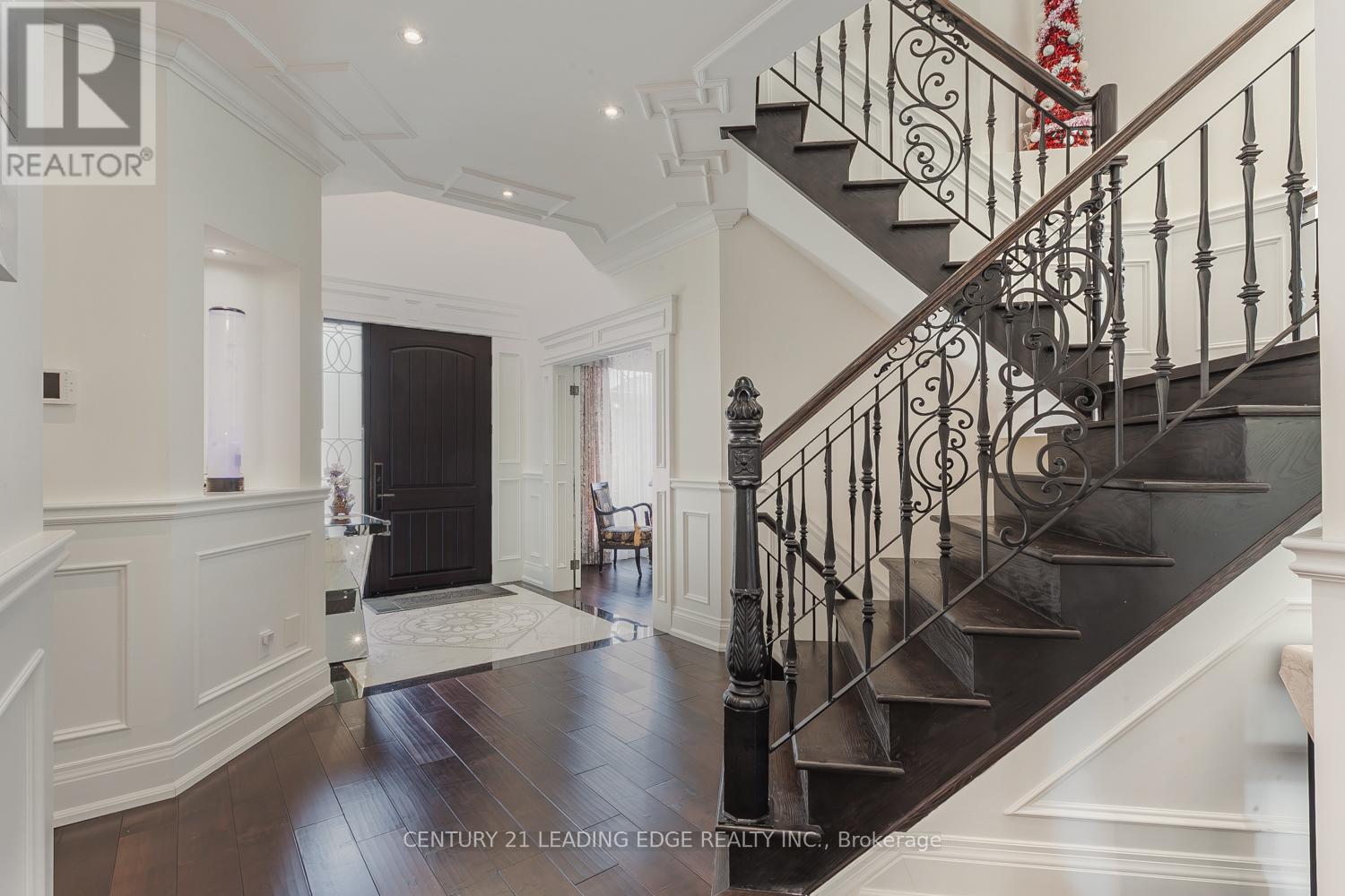 Property at 12 ANGLIN DRIVE image 4