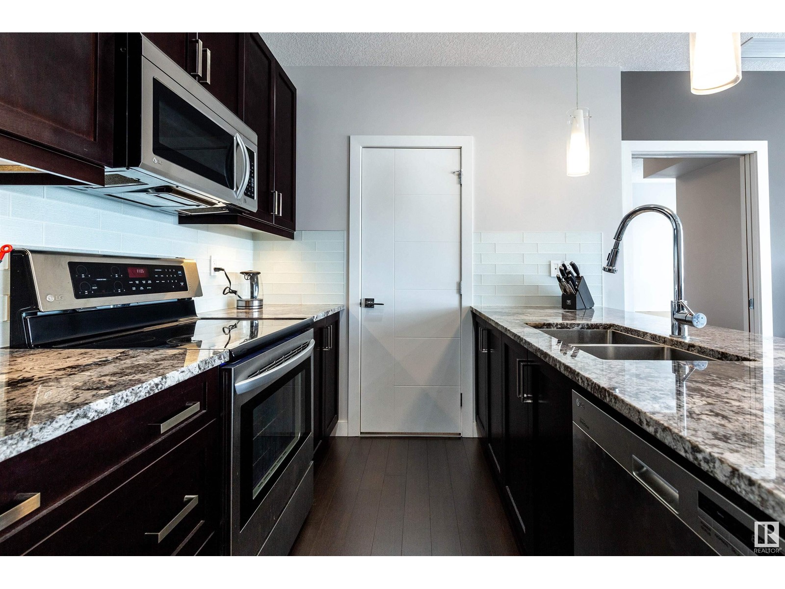 #1906 10238 103 St Nw, Edmonton, Alberta  T5J 0G6 - Photo 6 - E4429489