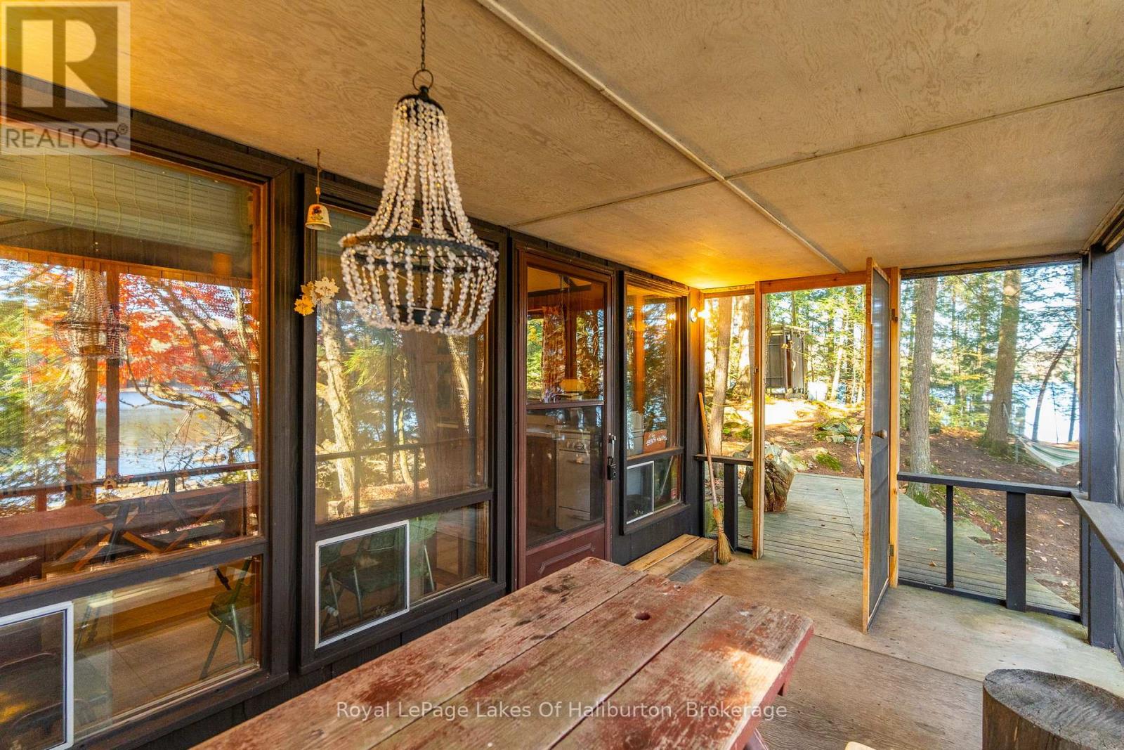 1017 Palace Drive, Dysart Et Al, Ontario  K0M 1S0 - Photo 14 - X12001433