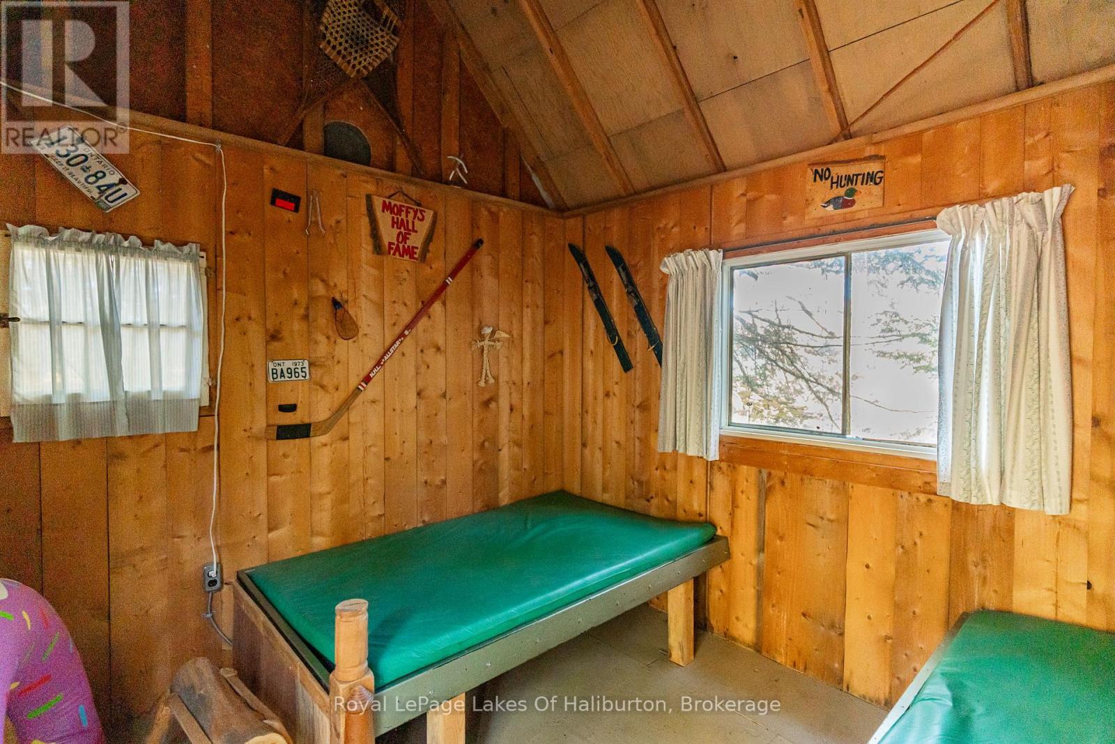 1017 Palace Drive, Dysart Et Al, Ontario  K0M 1S0 - Photo 23 - X12001433