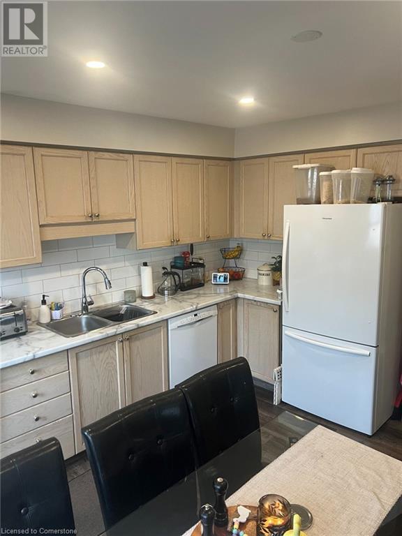 25 Greenford Drive, Hamilton, Ontario  L8G 2G4 - Photo 4 - 40714267