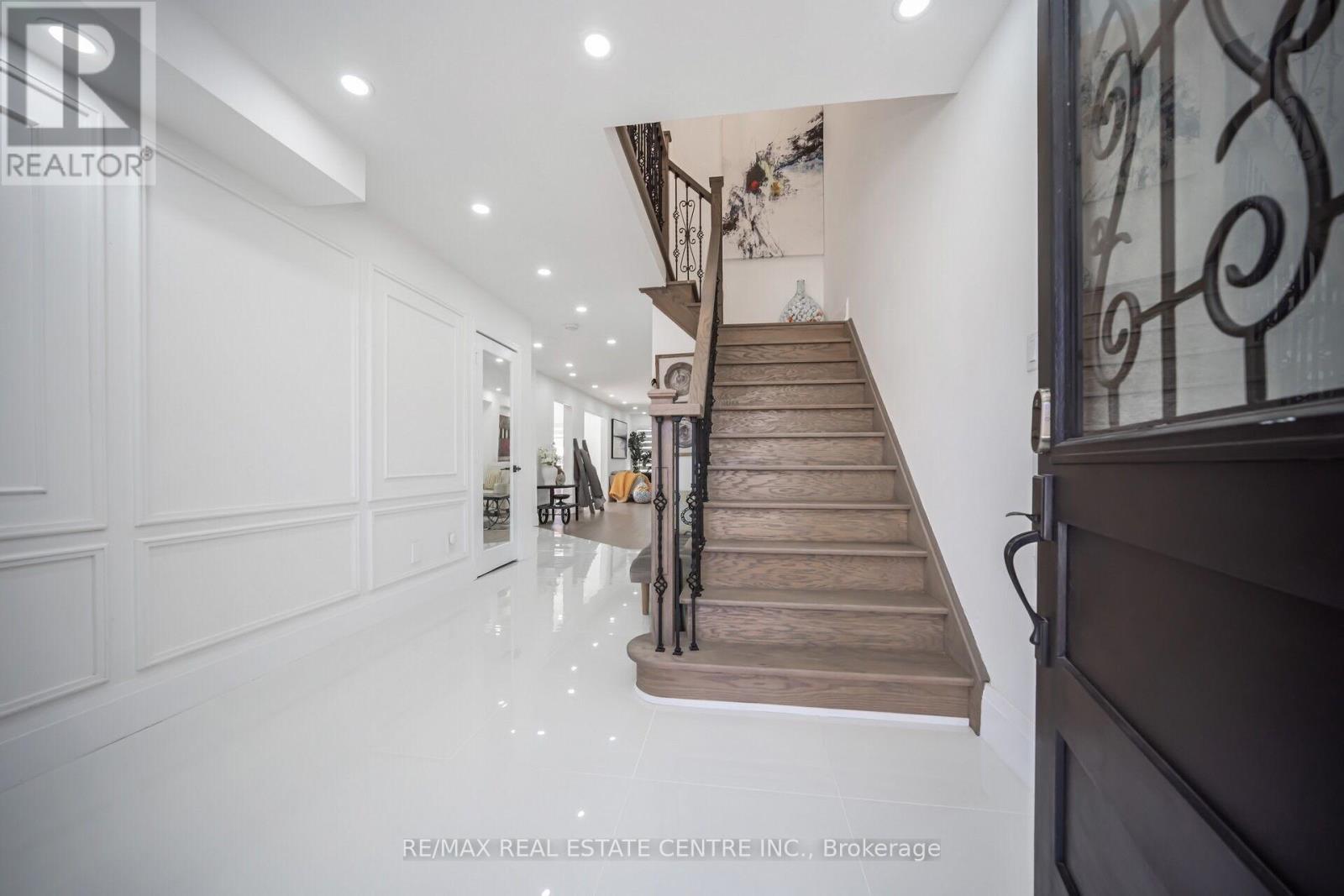 Property at 91 BUICK BOULEVARD image 4