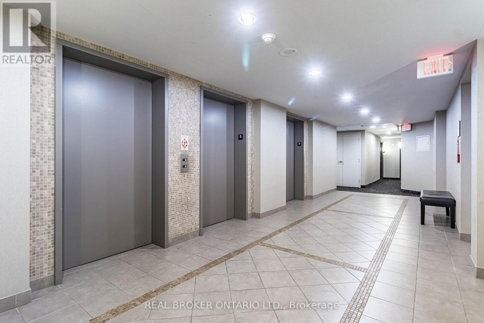 Property at 907 - 9 GEORGE STREET N image 4