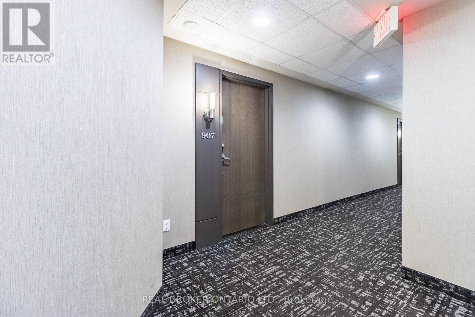 Property at 907 - 9 GEORGE STREET N image 5