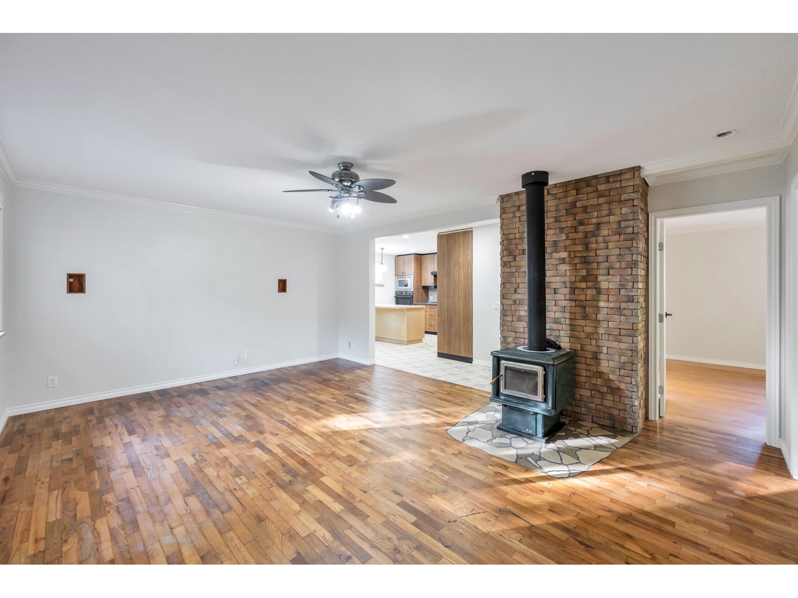 3955 248 Street, Langley, British Columbia  V4W 2B3 - Photo 9 - R2975305