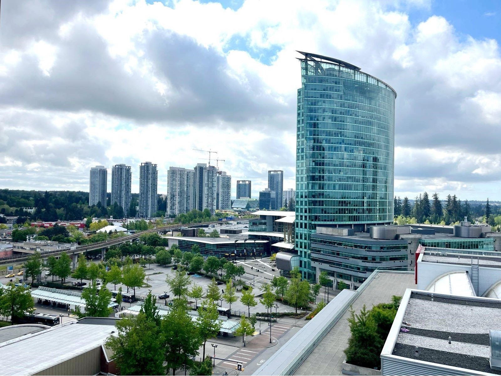 1801 13438 Central Avenue, Surrey, British Columbia  V3T 0N2 - Photo 11 - R2986740