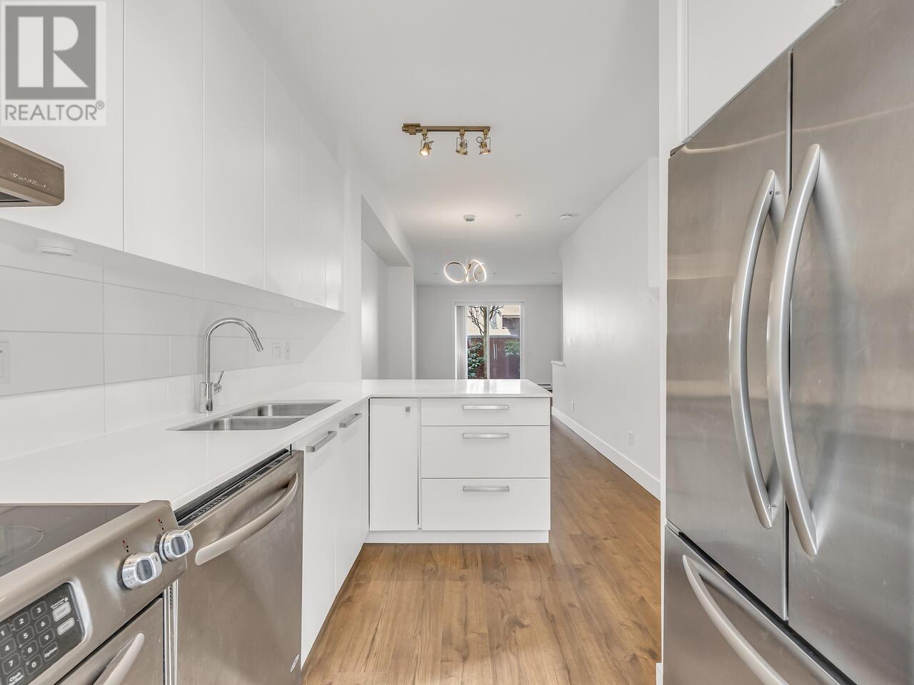 55 6868 Burlington Avenue, Burnaby, British Columbia  V5J 0G1 - Photo 10 - R2986668