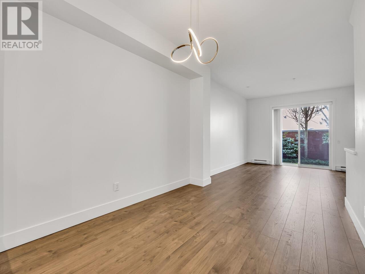 55 6868 Burlington Avenue, Burnaby, British Columbia  V5J 0G1 - Photo 4 - R2986668