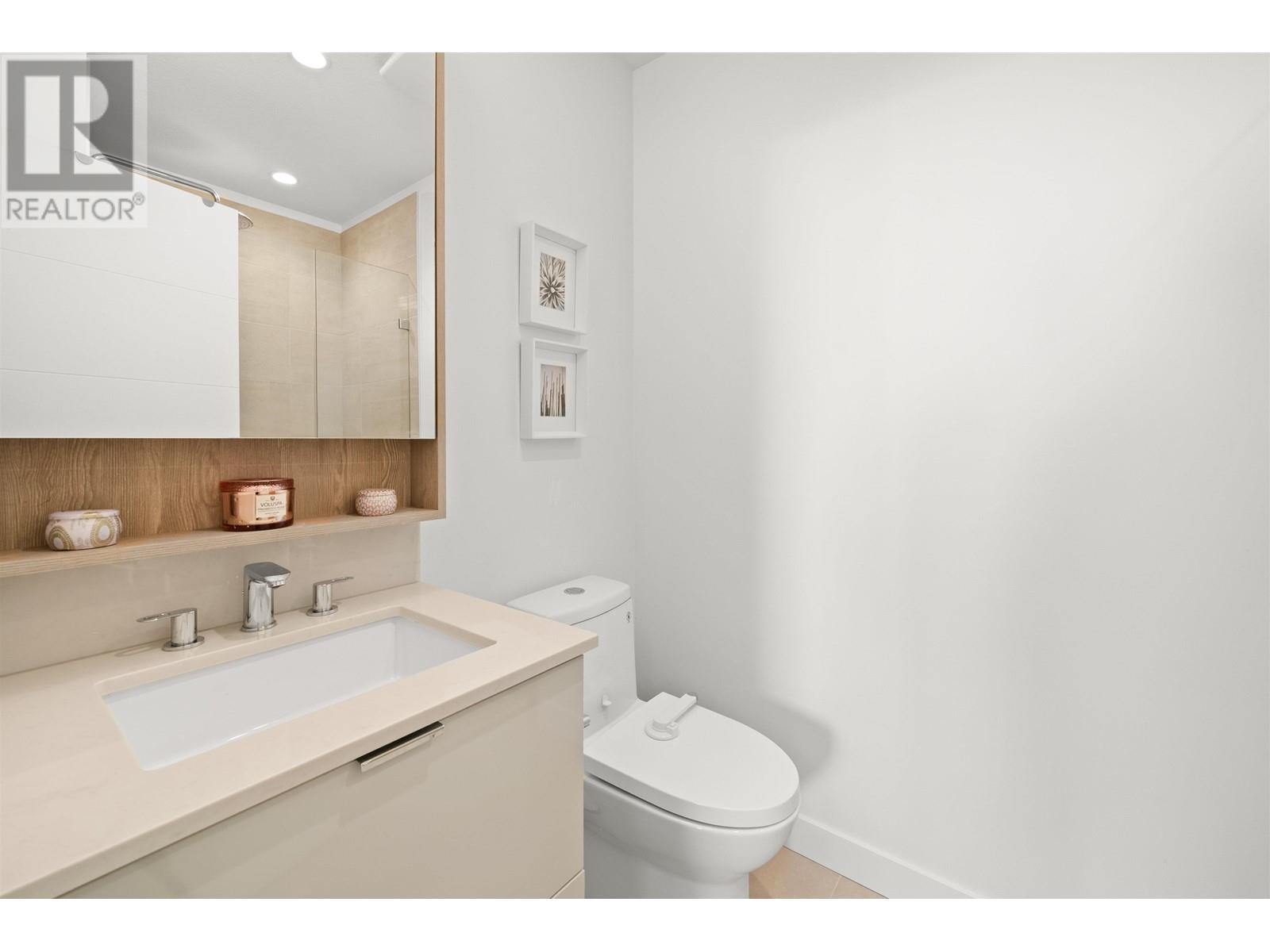 304 108 E 8th Street, North Vancouver, British Columbia  V7L 0H1 - Photo 22 - R2986682