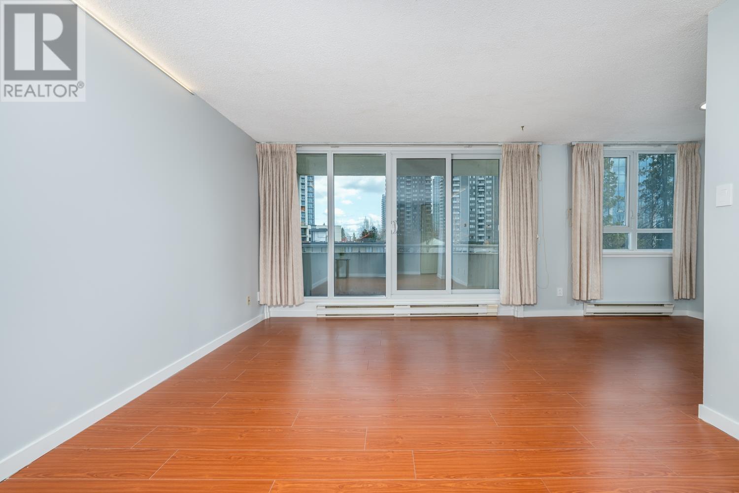 405 5645 Barker Avenue, Burnaby, British Columbia  V5H 3Z5 - Photo 7 - R2986711