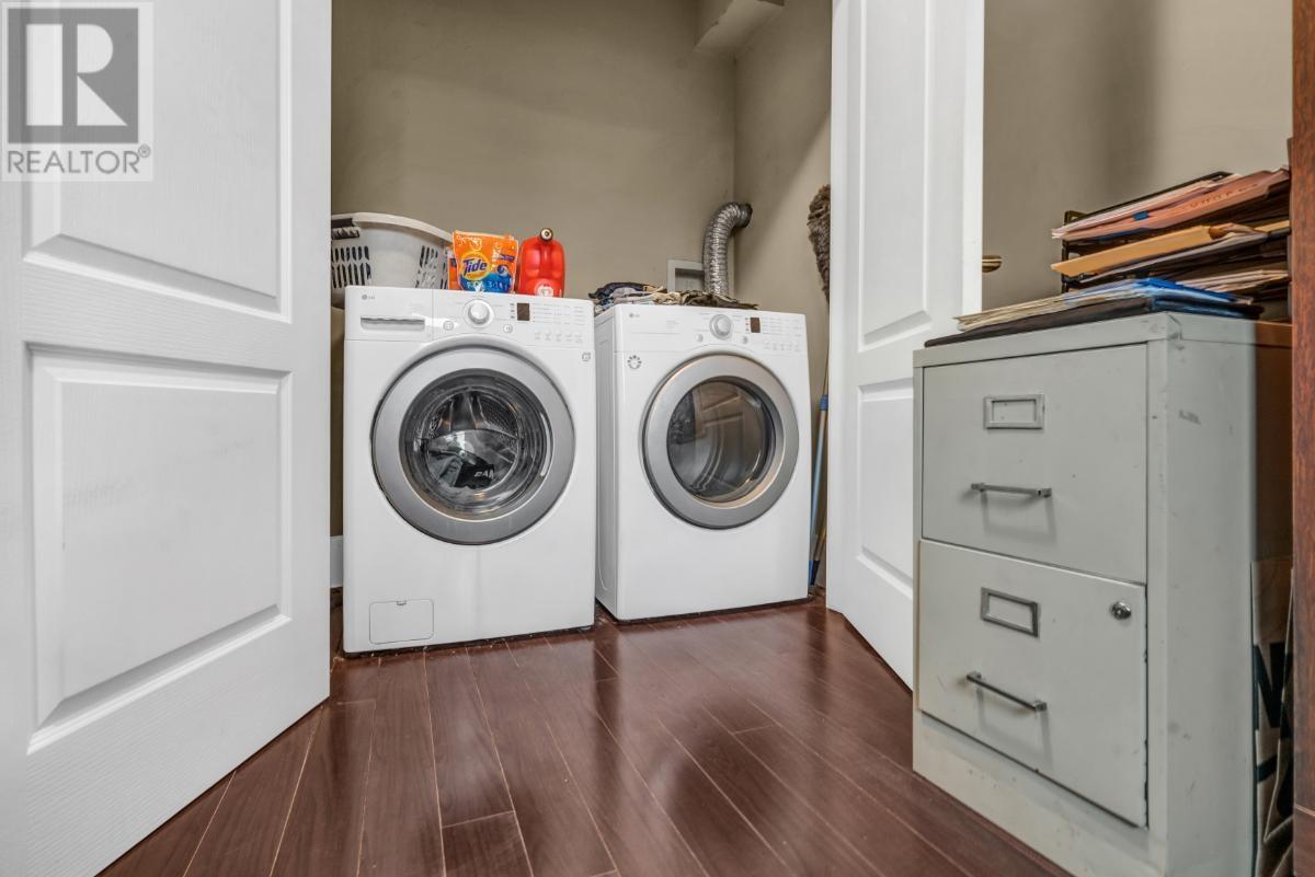 2385 W 7th Avenue, Vancouver, British Columbia  V6K 1Y4 - Photo 13 - R2986686