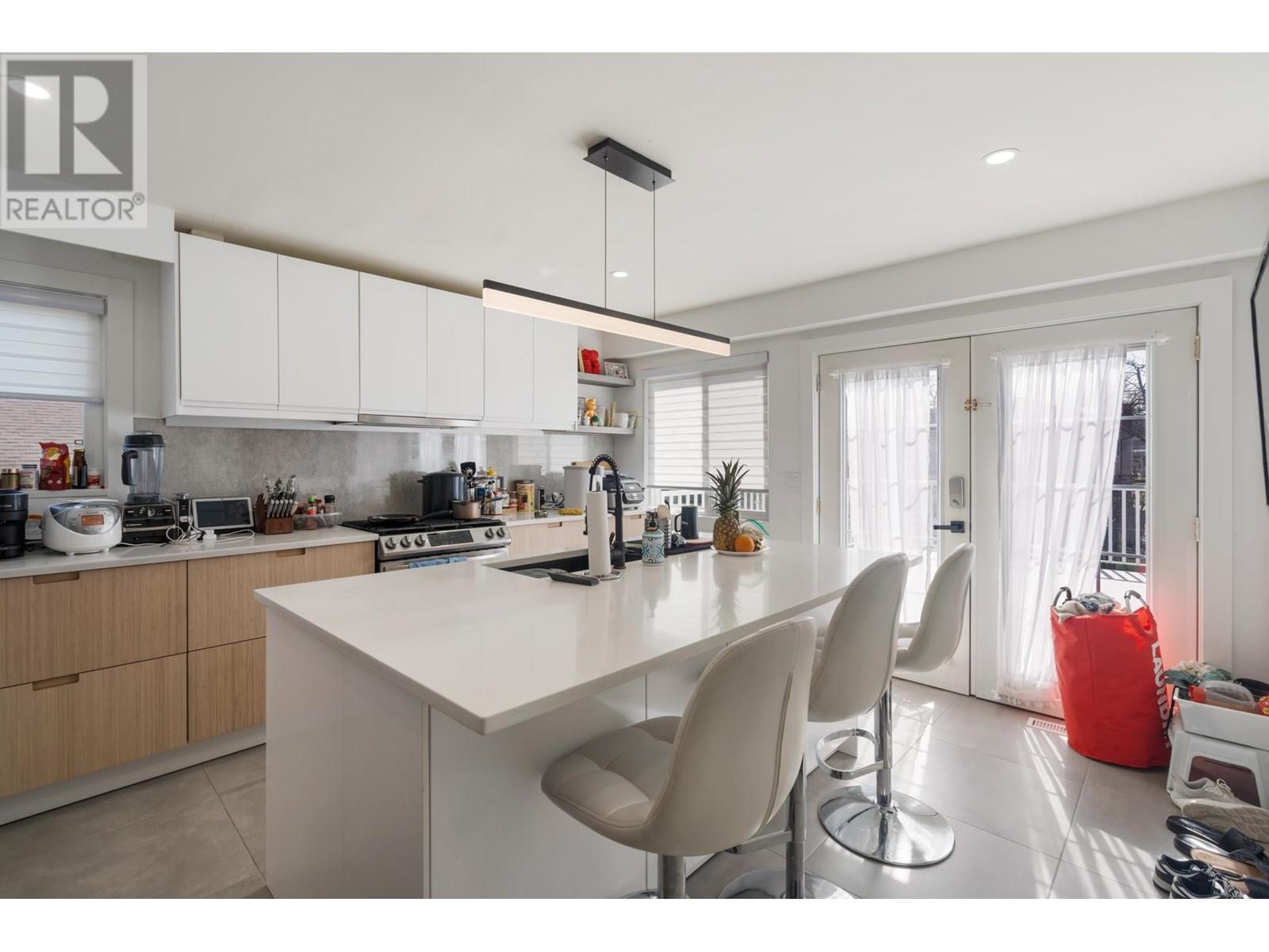 4346 Dundas Street, Burnaby, British Columbia  V5C 1B3 - Photo 18 - R2986720