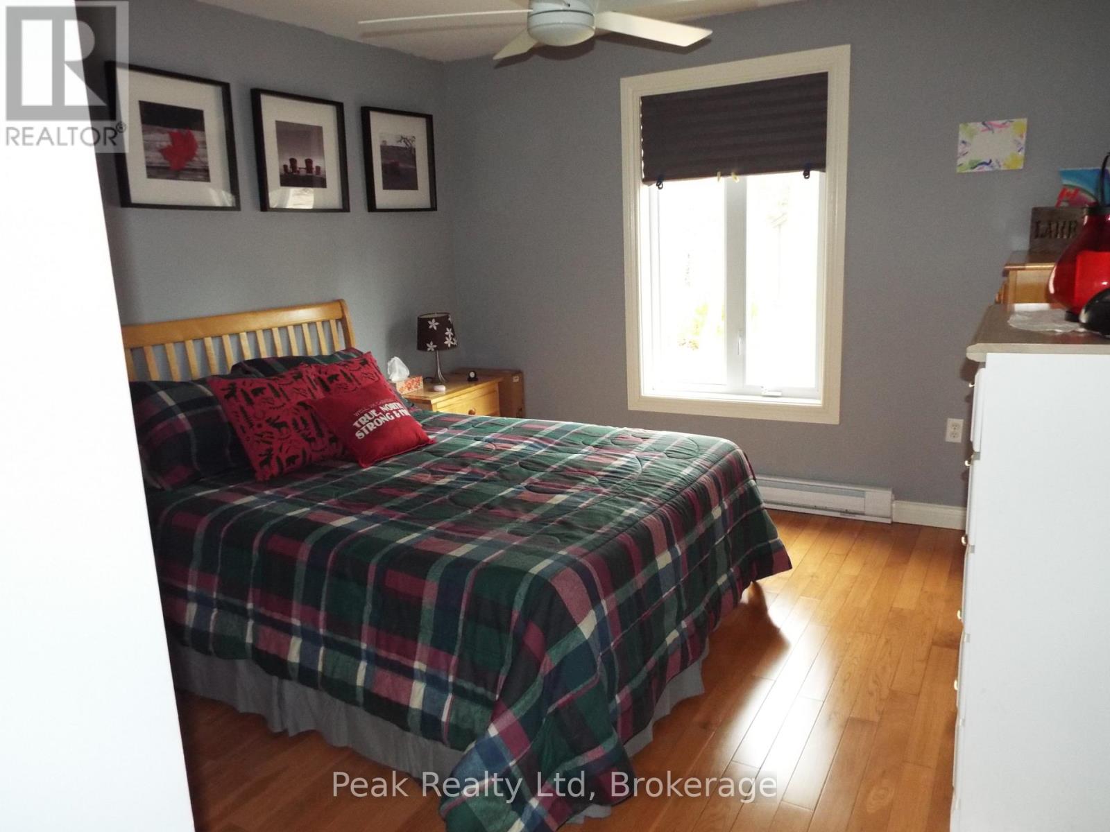 205 Birch Crescent, Huron-Kinloss, Ontario  N0G 2R0 - Photo 15 - X12052651