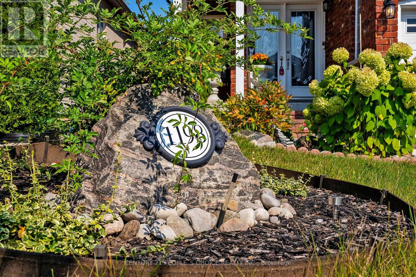 Property at 1198 WESTMOUNT AVENUE image 4