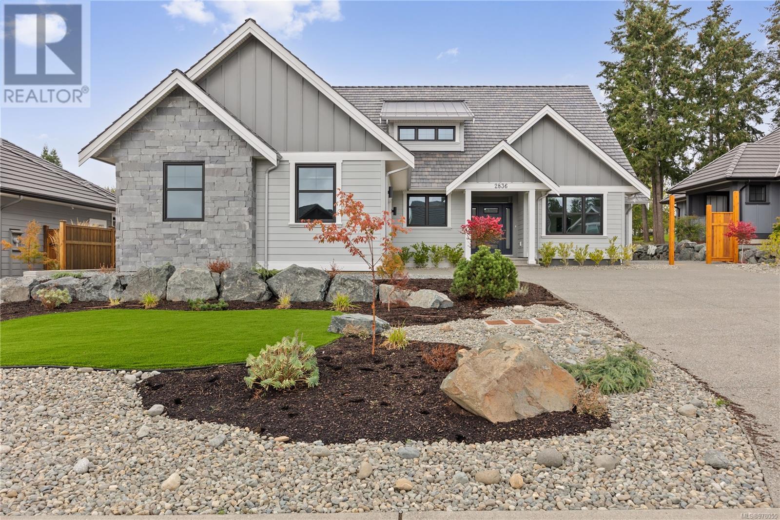 Property at 2836 Sheffield Cres image 3