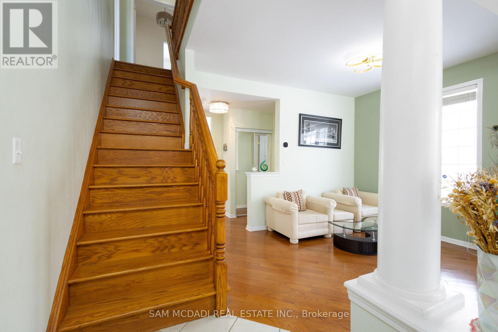 Property at 19 JENNER COURT image 4