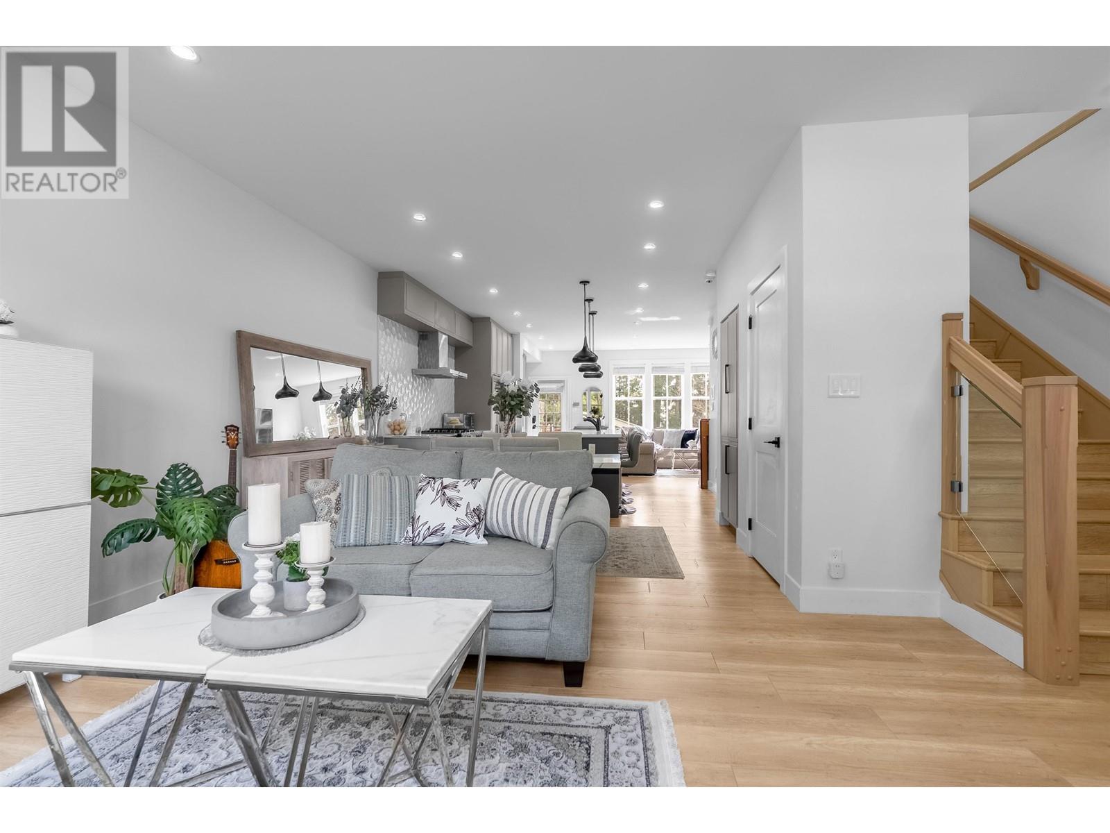Property at 101 3416 QUEENSTON AVENUE image 5