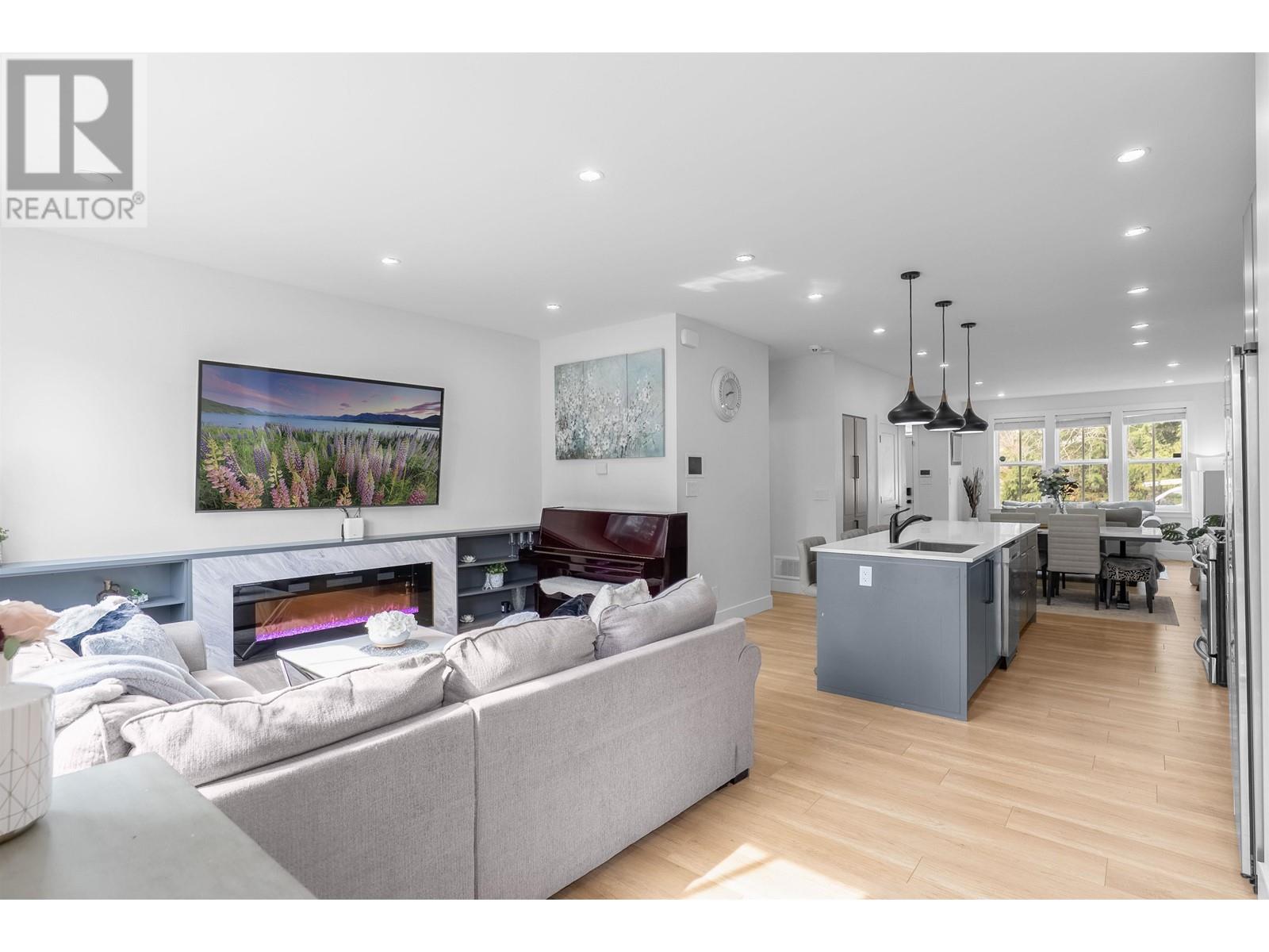 101 3416 Queenston Avenue, Coquitlam, British Columbia  V3E 3H1 - Photo 13 - R2986625