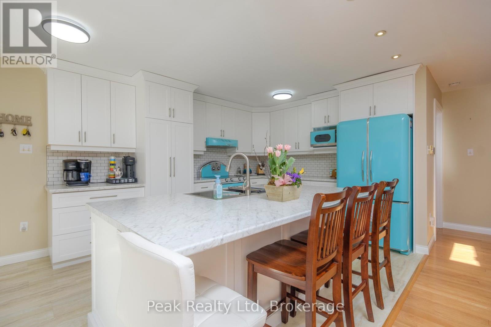 205 Birch Crescent, Huron-Kinloss, Ontario  N0G 2R0 - Photo 8 - X12052651