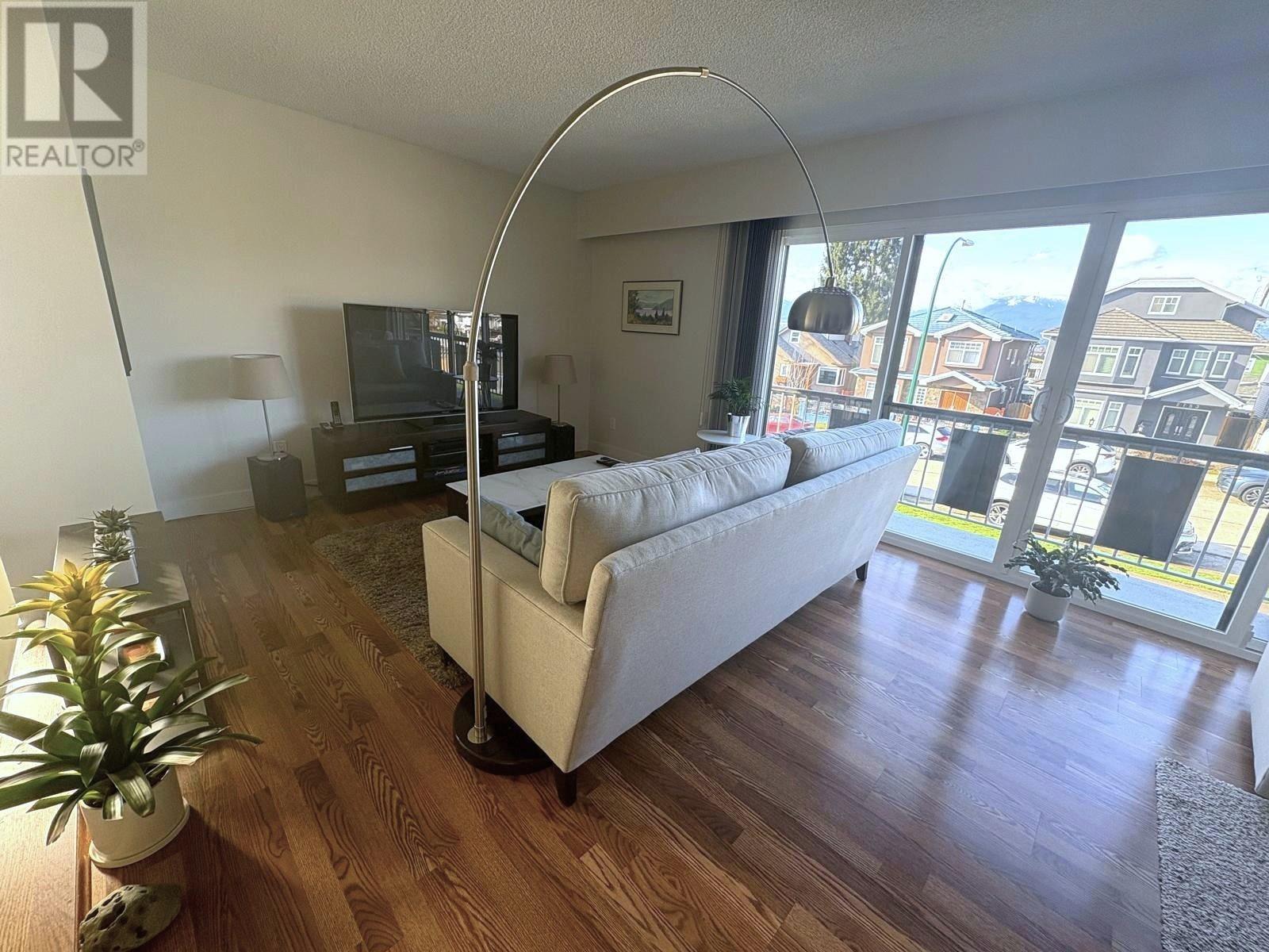 2754 E 26th Avenue, Vancouver, British Columbia  V5R 1L2 - Photo 10 - R2983676