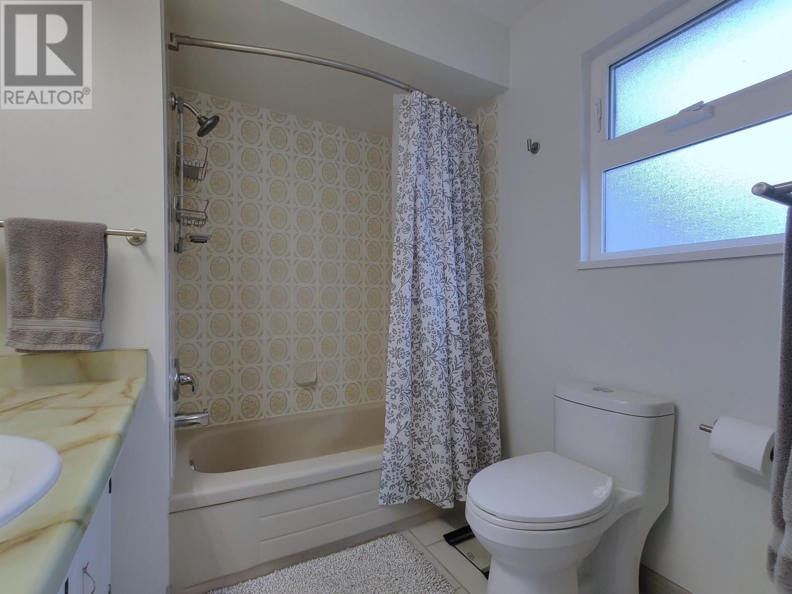 2754 E 26th Avenue, Vancouver, British Columbia  V5R 1L2 - Photo 20 - R2983676