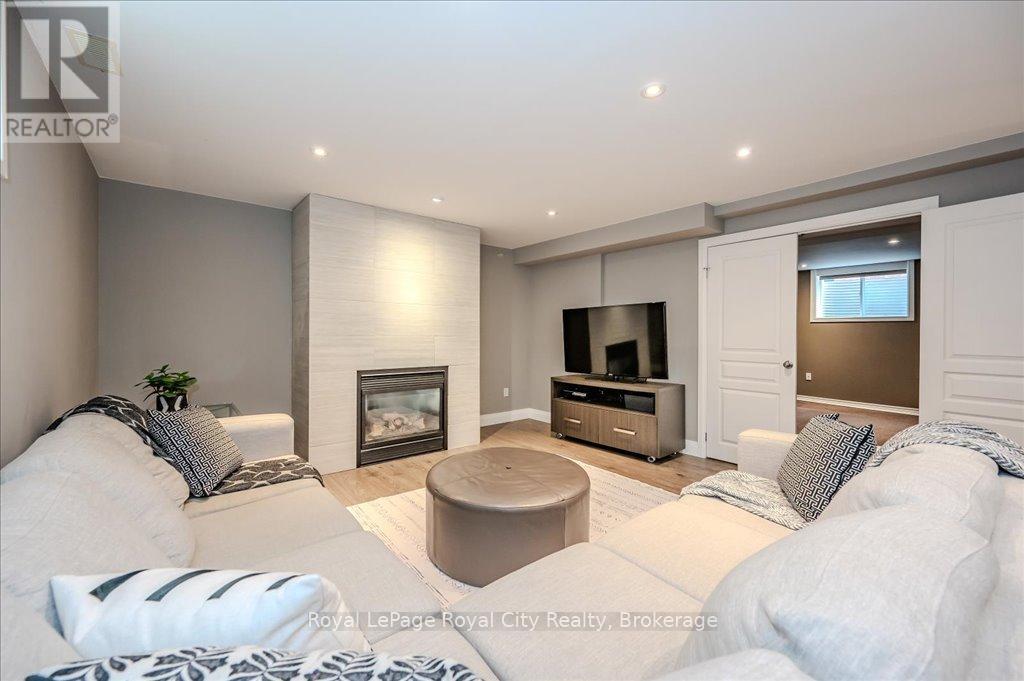 16 Hall Avenue, Guelph, Ontario  N1L 0B3 - Photo 38 - X12066826