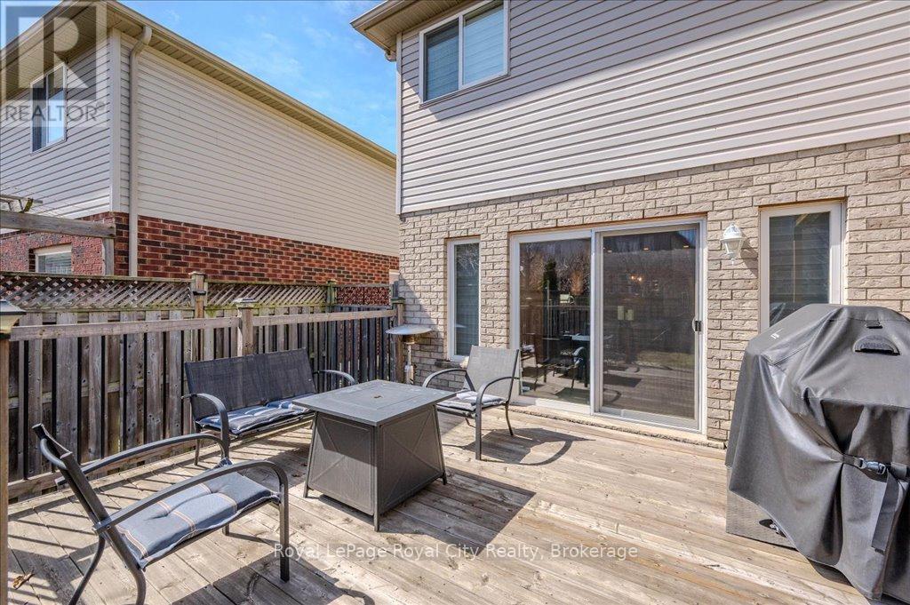 16 Hall Avenue, Guelph, Ontario  N1L 0B3 - Photo 48 - X12066826
