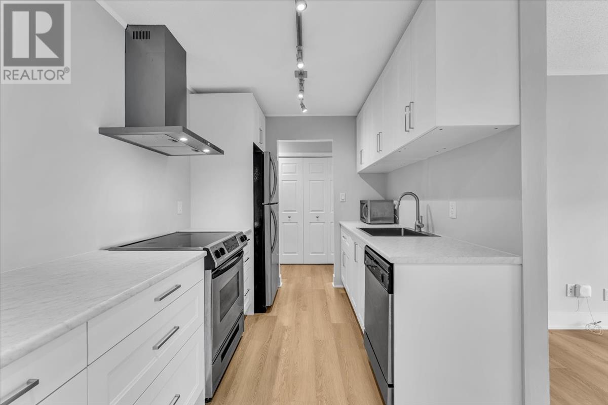 214 251 W 4th Street, North Vancouver, British Columbia  V7M 1H8 - Photo 5 - R2986288