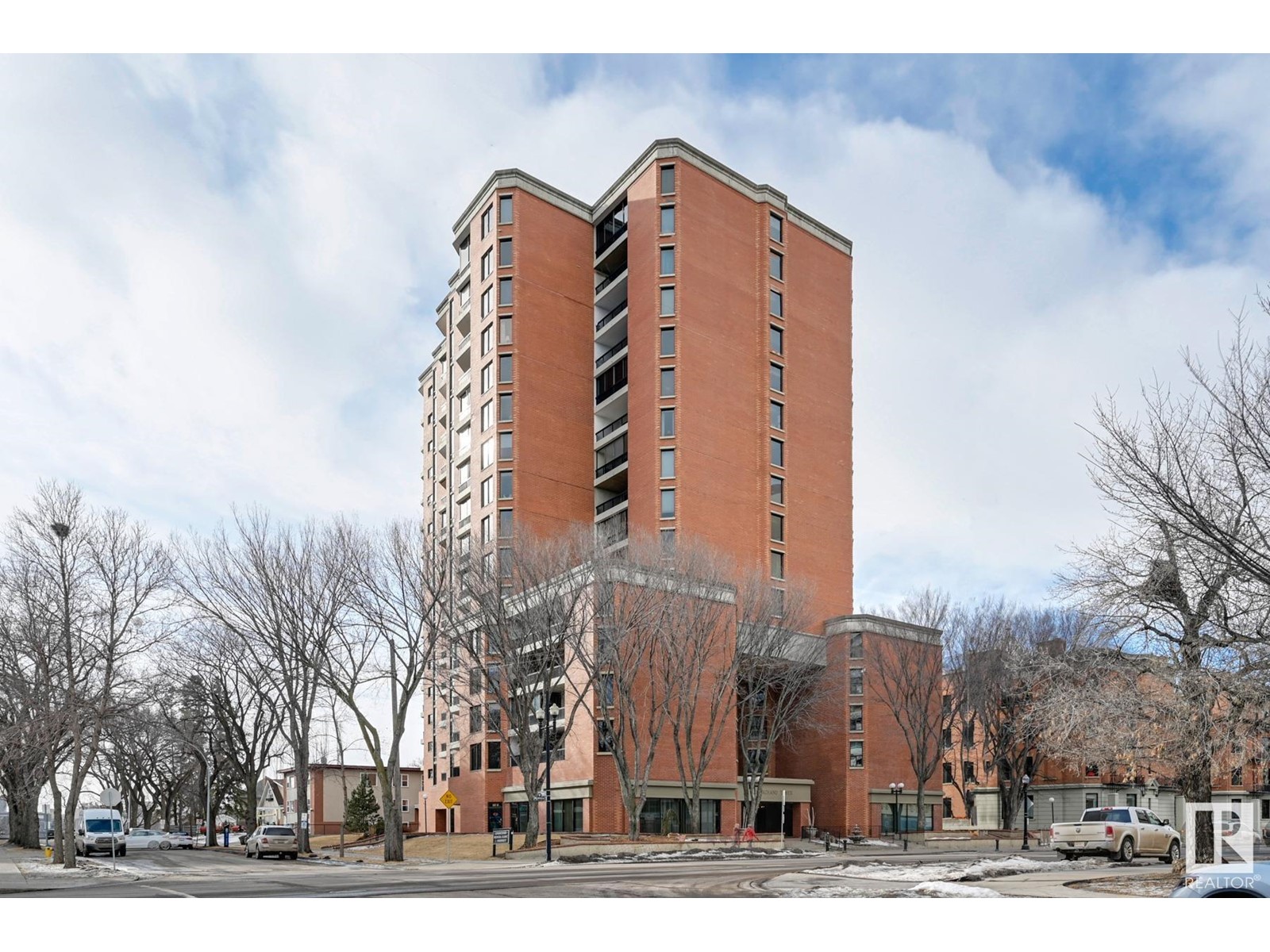 #203 11503 100 AV NW, Edmonton, Alberta